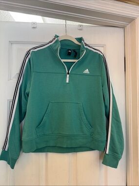 Women’s zip up hoodie